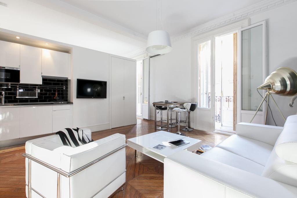 Apartamentos Matute 11 Madrid Bagian luar foto