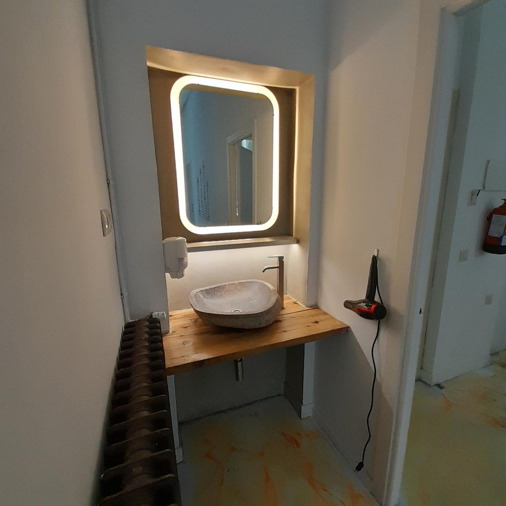 Apartamentos Matute 11 Madrid Bagian luar foto