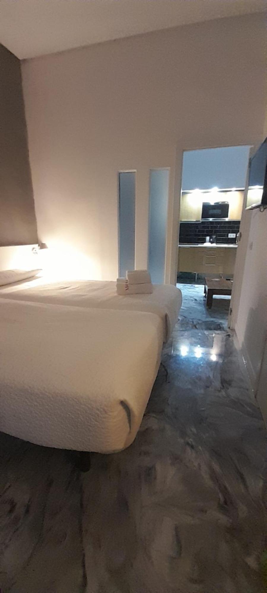 Apartamentos Matute 11 Madrid Bagian luar foto
