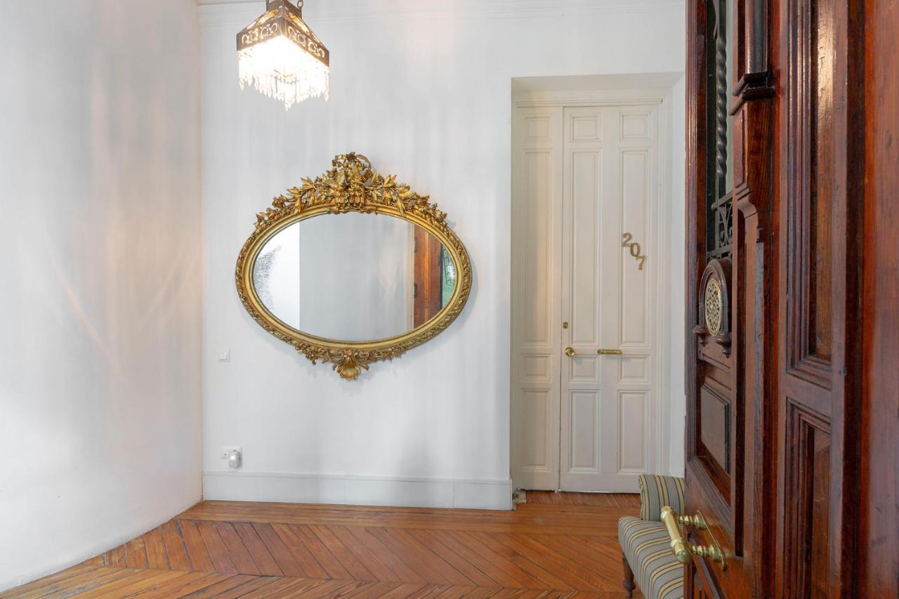 Apartamentos Matute 11 Madrid Bagian luar foto