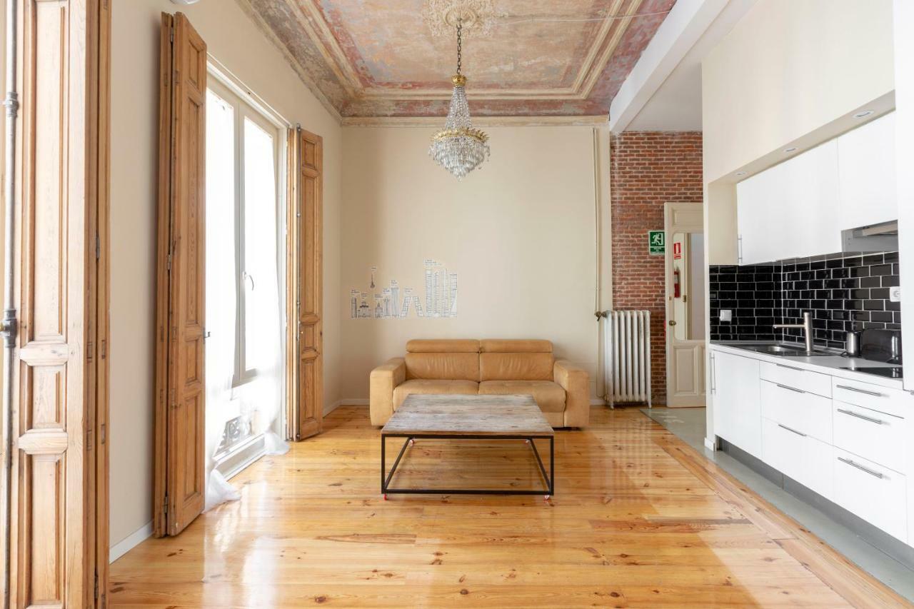 Apartamentos Matute 11 Madrid Bagian luar foto