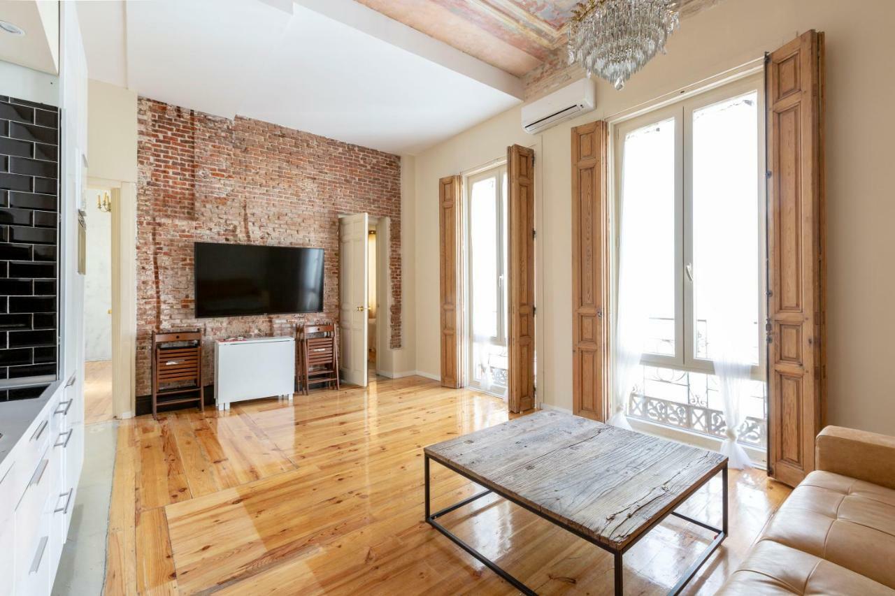 Apartamentos Matute 11 Madrid Bagian luar foto