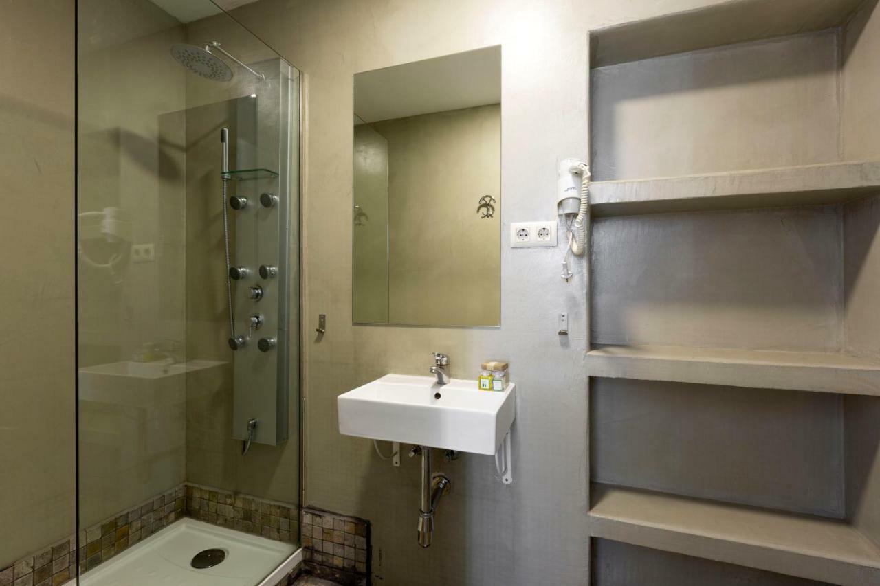 Apartamentos Matute 11 Madrid Bagian luar foto