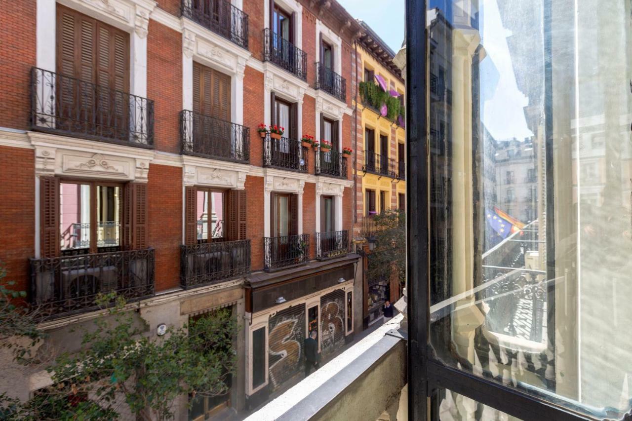 Apartamentos Matute 11 Madrid Bagian luar foto